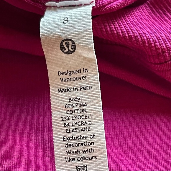 Lululemon Short Sleeve Top - Picture 4 of 4